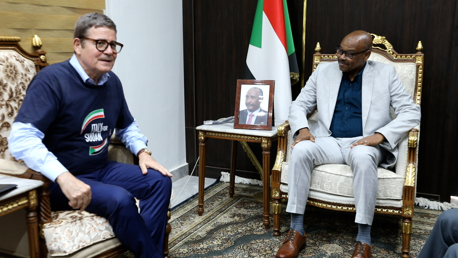 الفريق الركن الصادق إسماعيل محمود يلتقي مسؤولين إيطاليين لبحث دعم العمل الإنساني في السودان